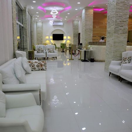 Al Deafah Hotel Apartment الضيافة للشقق الفندقية El Buraymi Dış mekan fotoğraf